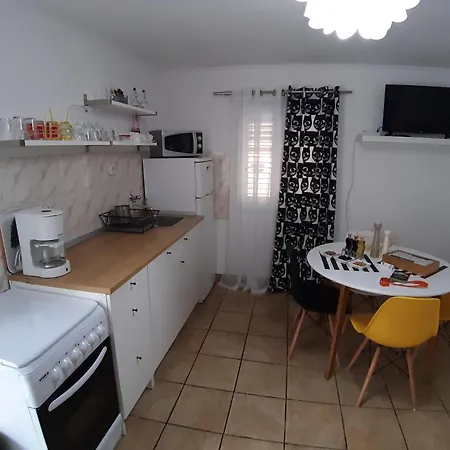 Magazin- One Bedroom With Terrace And Sea View